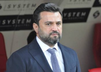 Bülent Uygun da siyasete giriyor… AKP’den aday adaylığı başvurusu yaptı