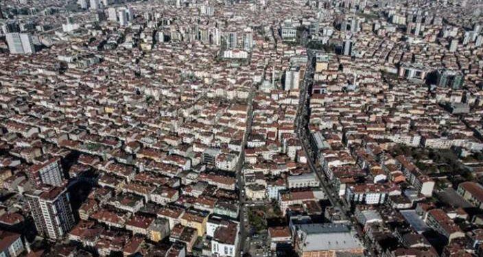 Depremin ardından 24 yıl geçti… Dokunulmadı bile