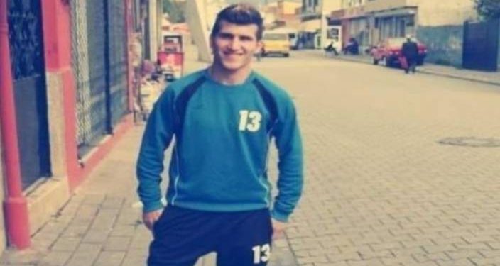 Kalp krizi geçiren amatör futbolcu hayatını kaybetti