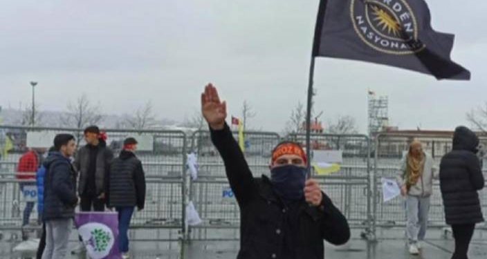 LGBT bayrağı yırtanlar: Kürt Naziler… “Kurden Nasyonalist”