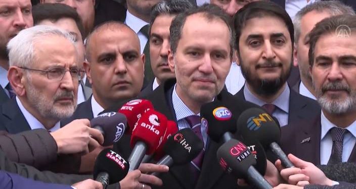 Yeniden Refah Partisi Genel Başkanı Erbakan: “Seçimlere bir ittifaka dâhil olmadan girme kararı aldık”