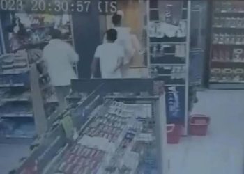 Ahmet Kaya’nın şarkısı gerçek oldu: Tabancasını ‘hela’da unuttu