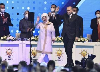 AKP’de olağanüstü kongre tarihi belli oldu