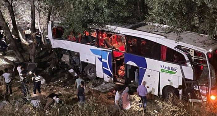 Yozgat’ta feci kaza: 12 ölü, 19 yaralı