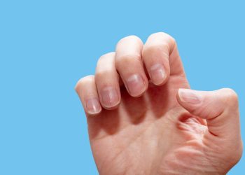 Tırnak yeme alışkanlığınıza son verebilirsiniz!